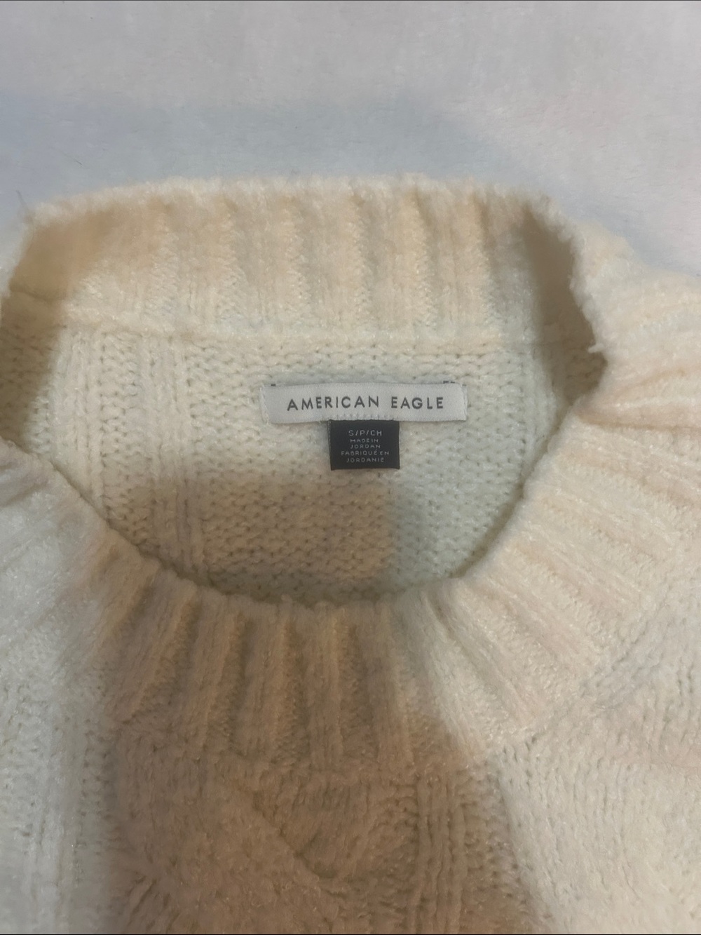 American Eagle Women’s Sweater Cream Cable-Knit Crewneck Size Small - Picture 2 of 8